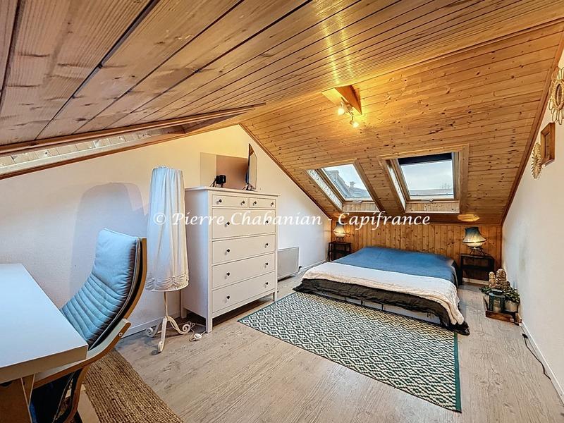 Maison - 167 m² - 7 pièces