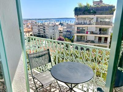 Appartement - 56 m² - 3 pièces