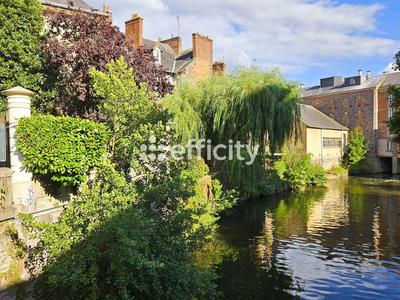 Appartement - 166 m² - 5 pièces