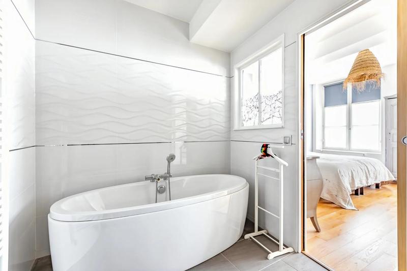 Demeure - 286 m² - 7 pièces