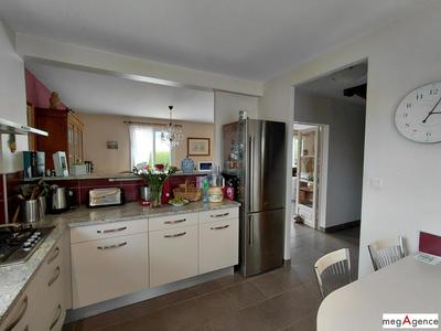 Maison - 127 m² - 6 pièces