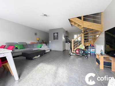 Maison - 80 m² - 4 pièces