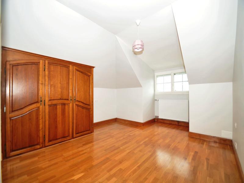 Propriété - 176 m² - 6 pièces