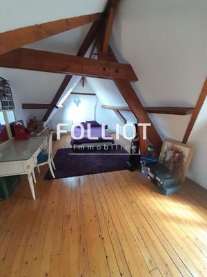 Propriété - 197 m² - 9 pièces