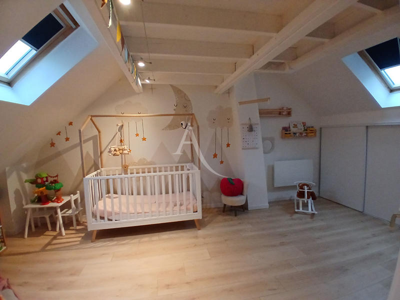 Maison - 100 m² - 4 pièces