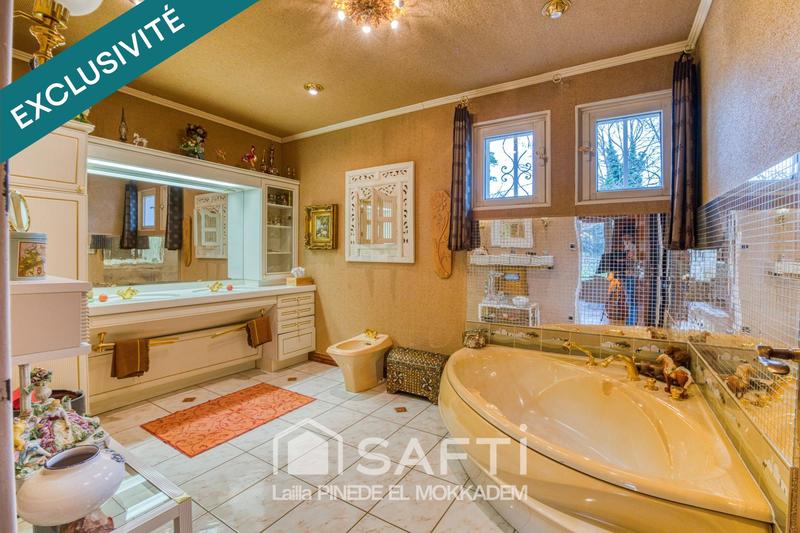 Maison - 160 m² - 5 pièces