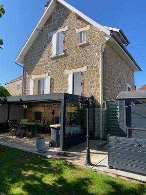Maison - 76 m² - 5 pièces