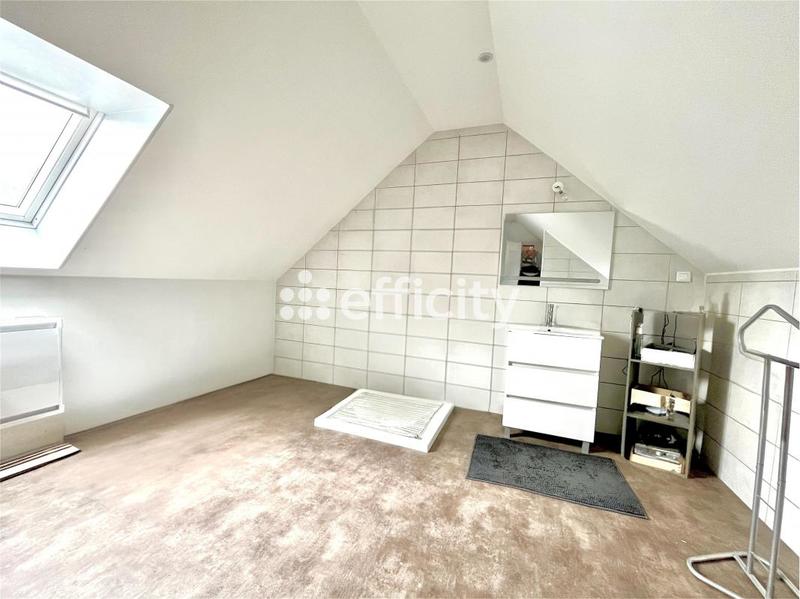 Maison - 150 m² - 5 pièces