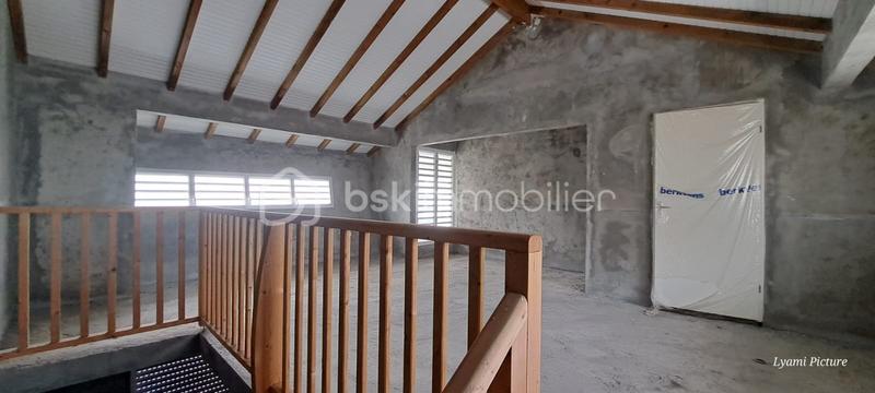 Local commercial - 74 m² - 2 pièces