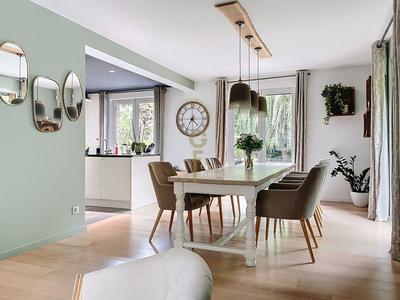 Maison - 95 m² - 4 pièces