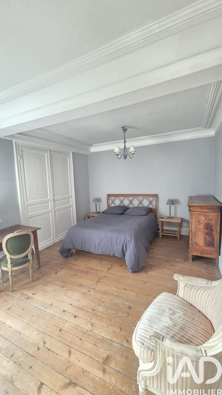 Maison - 452 m² - 14 pièces