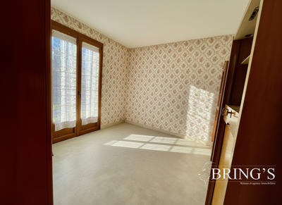 Maison - 105 m² - 6 pièces