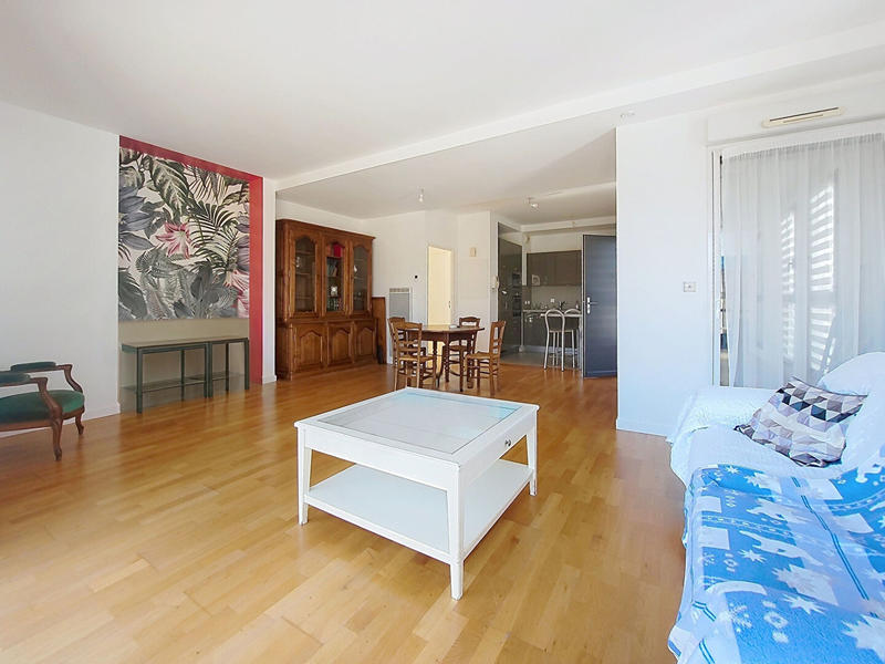 Appartement - 85 m² - 4 pièces