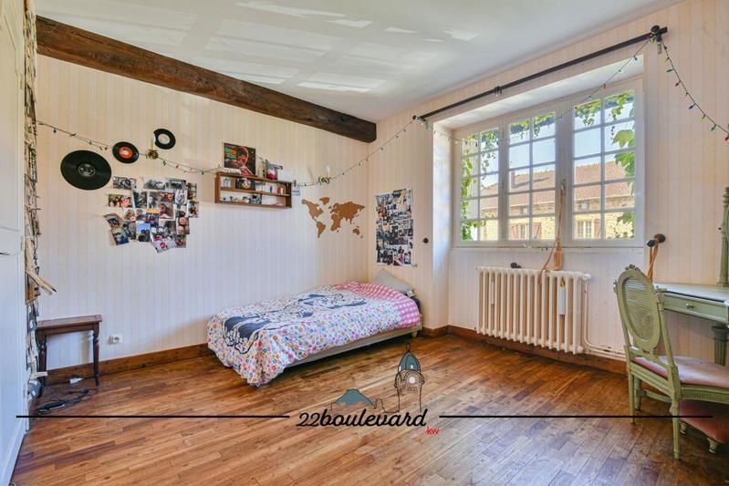 Maison ancienne - 193 m² - 7 pièces