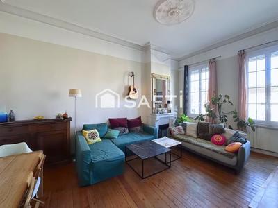 Appartement - 128 m² - 5 pièces