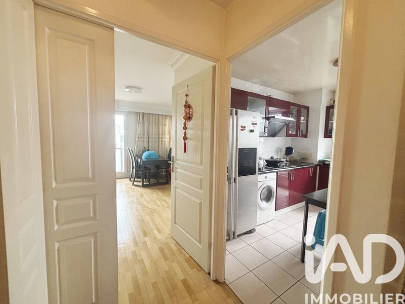 Appartement - 95 m² - 5 pièces