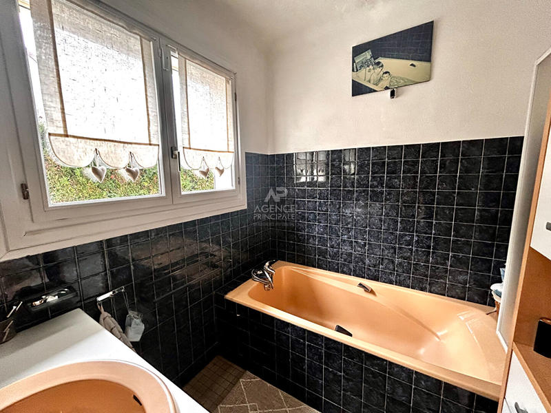 Maison - 145 m² - 6 pièces