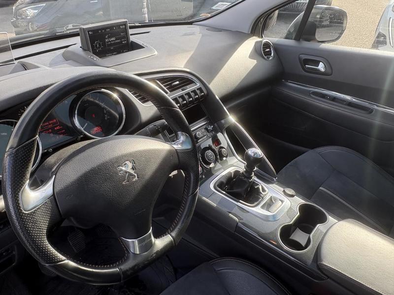 Peugeot 3008 1.6 Bluehdi 120cv Bvm6 Crossway/ Toit Panoramique