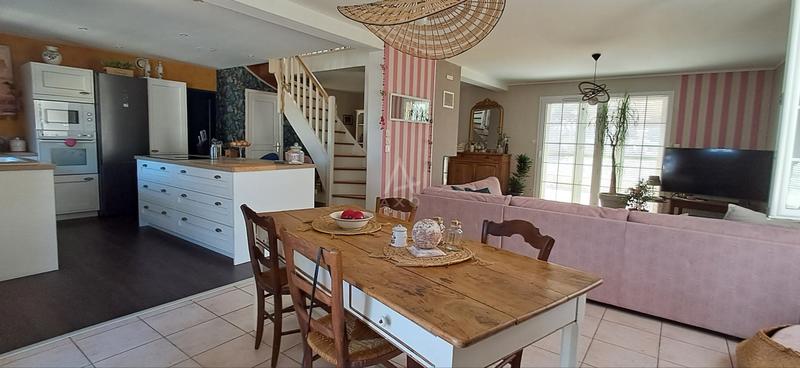 Maison - 114 m² - 5 pièces