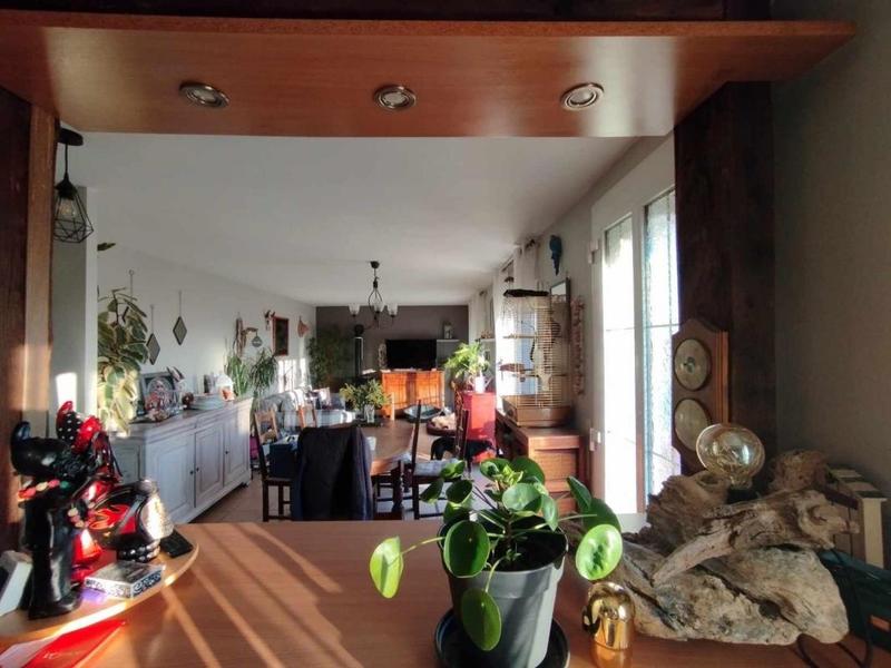 Maison traditionnelle - 88 m² - 4 pièces