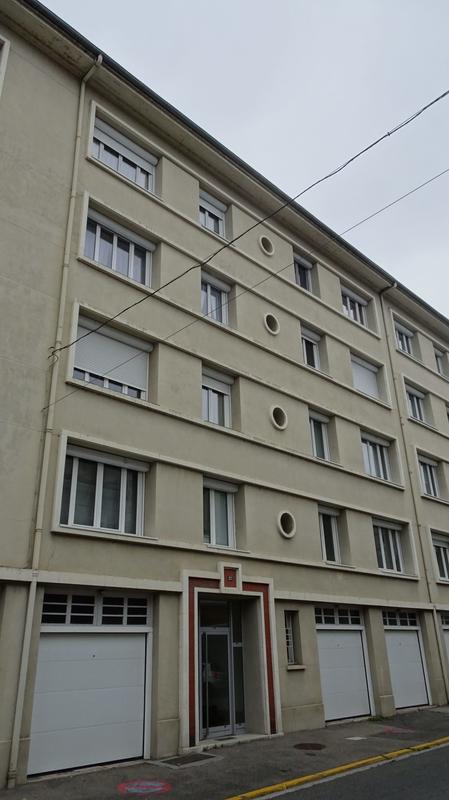 Appartement - 85 m² - 3 pièces