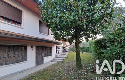 Maison - 170 m² - 7 pièces