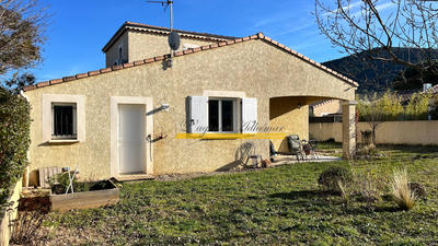 Maison - 102 m² - 4 pièces