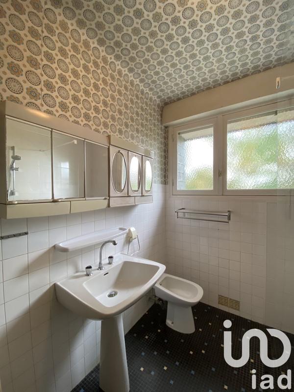 Maison - 146 m² - 12 pièces