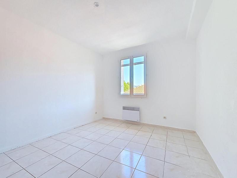 Appartement - 94 m² - 4 pièces