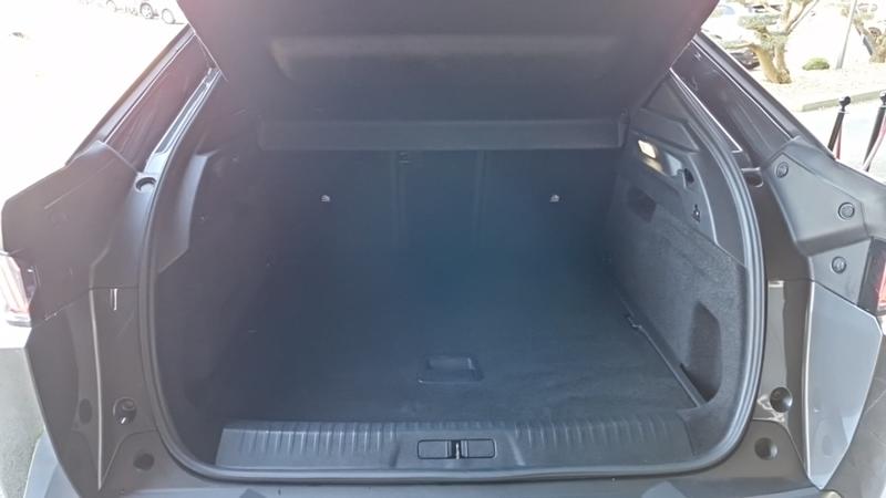 Peugeot 3008 II Hybrid 136 e-Dcs6 Allure Pack