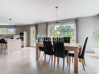 Maison - 141 m² - 6 pièces