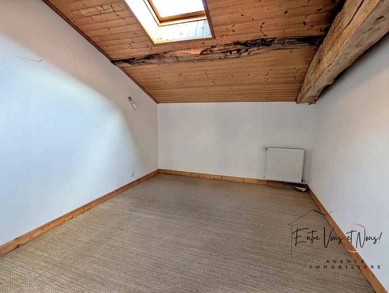 Maison - 292 m² - 9 pièces