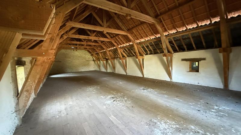 Maison - 207 m² - 1 pièce