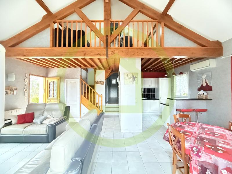 Maison - 100 m² - 4 pièces