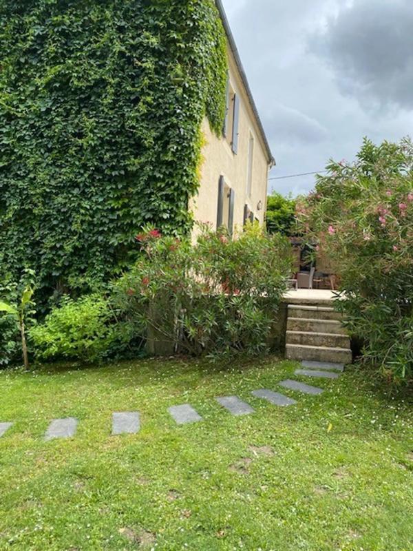 Maison de maîtres - 346 m² - 10 pièces