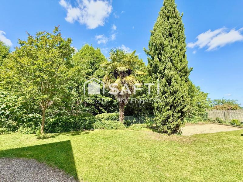 Maison - 202 m² - 7 pièces