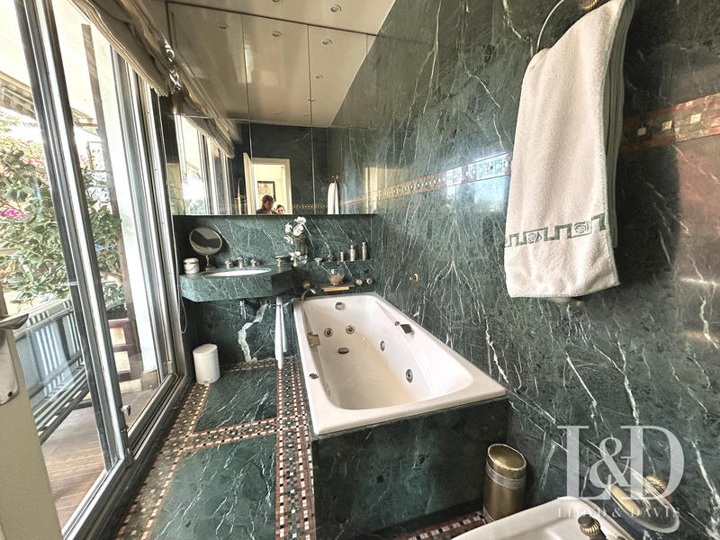 Viager - Appartement - 120 m² - 4 pièces