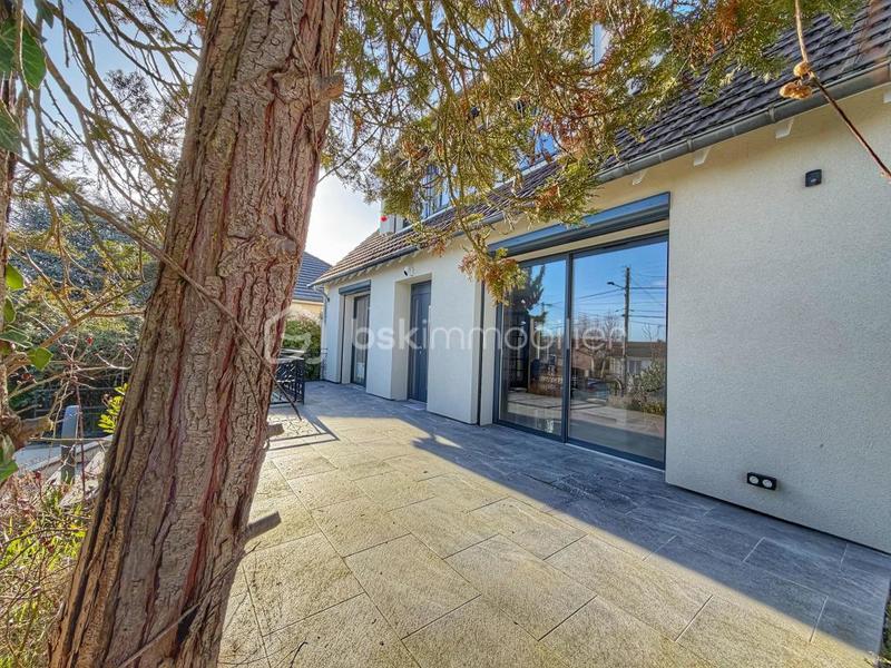 Maison - 114 m² - 7 pièces