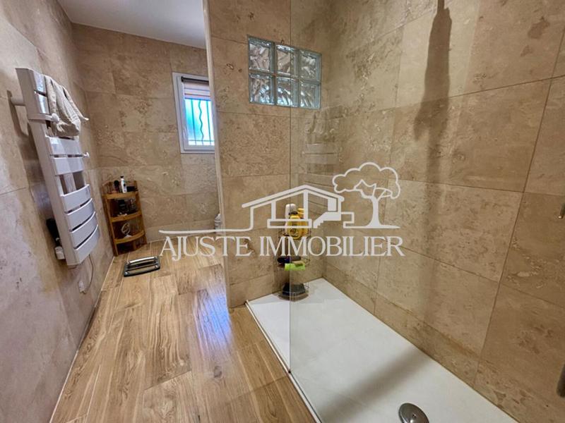 Maison - 143 m² - 7 pièces