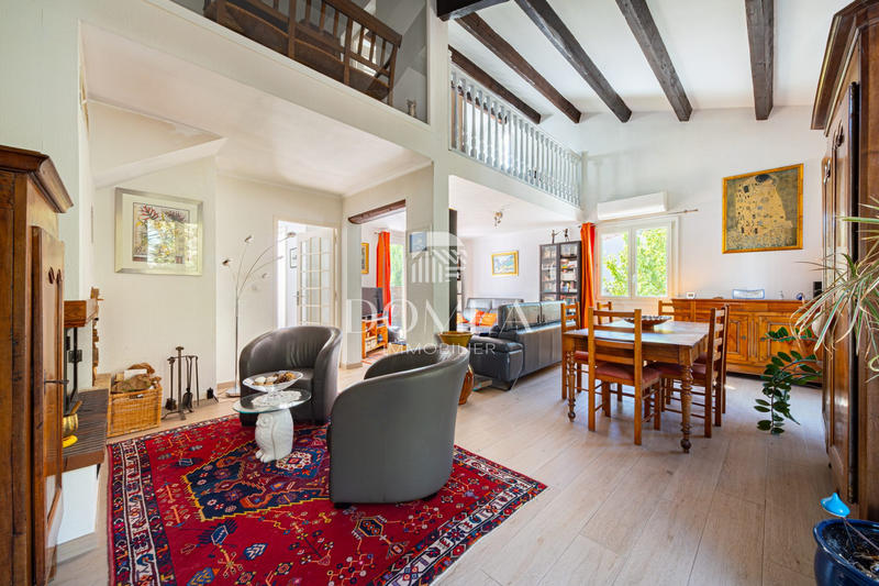 Villa - 172 m² - 7 pièces