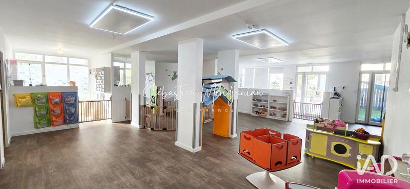 Local commercial - 160 m²