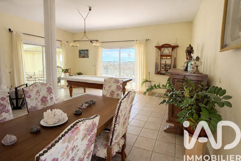 Maison - 186 m² - 5 pièces