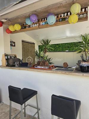 Maison - 157 m² - 4 pièces