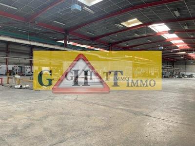 Entrepôt - 5 920 m²