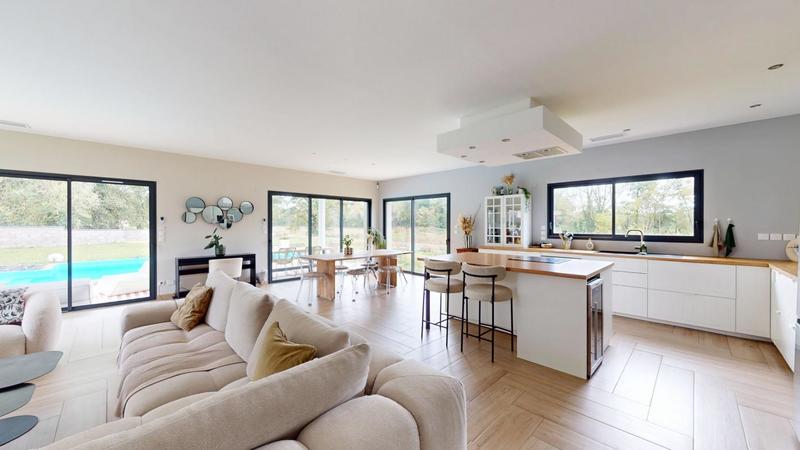 Maison - 136 m² - 4 pièces