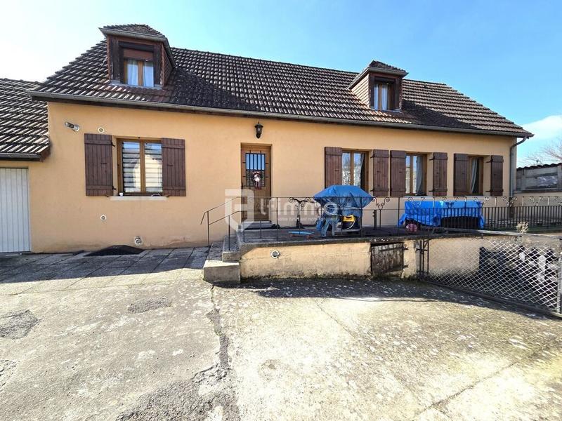Maison - 110 m² - 5 pièces