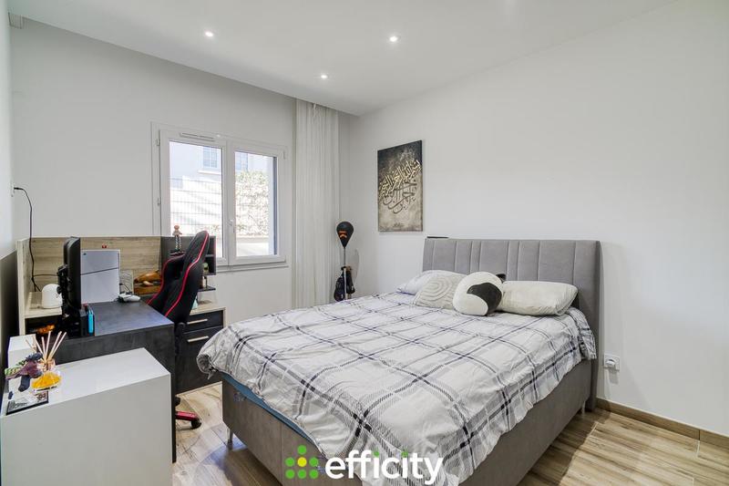 Villa - 140 m² - 5 pièces