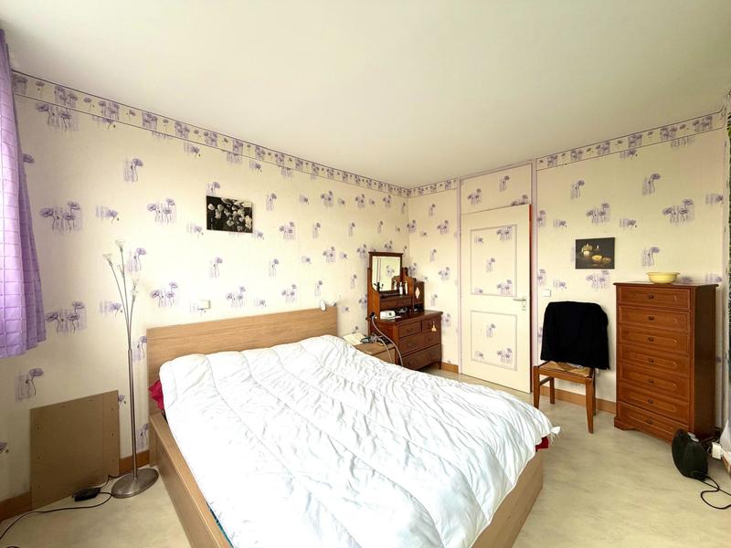 Appartement - 99 m² - 4 pièces