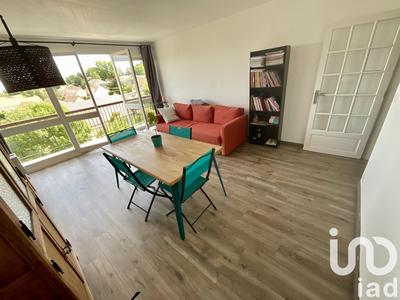 Appartement - 92 m² - 4 pièces