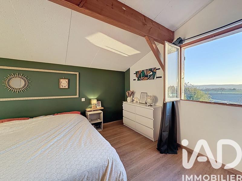 Maison - 196 m² - 8 pièces